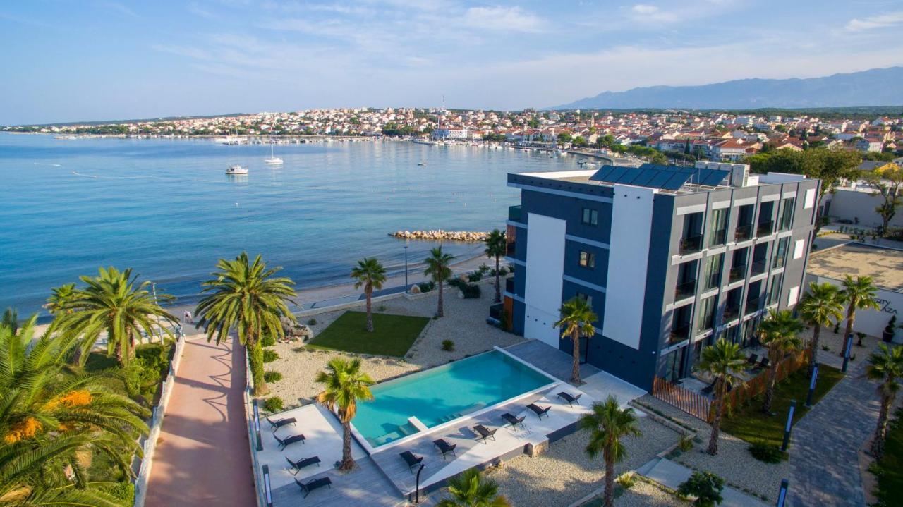 Liberty Plaza Hotel Novalja Exterior photo