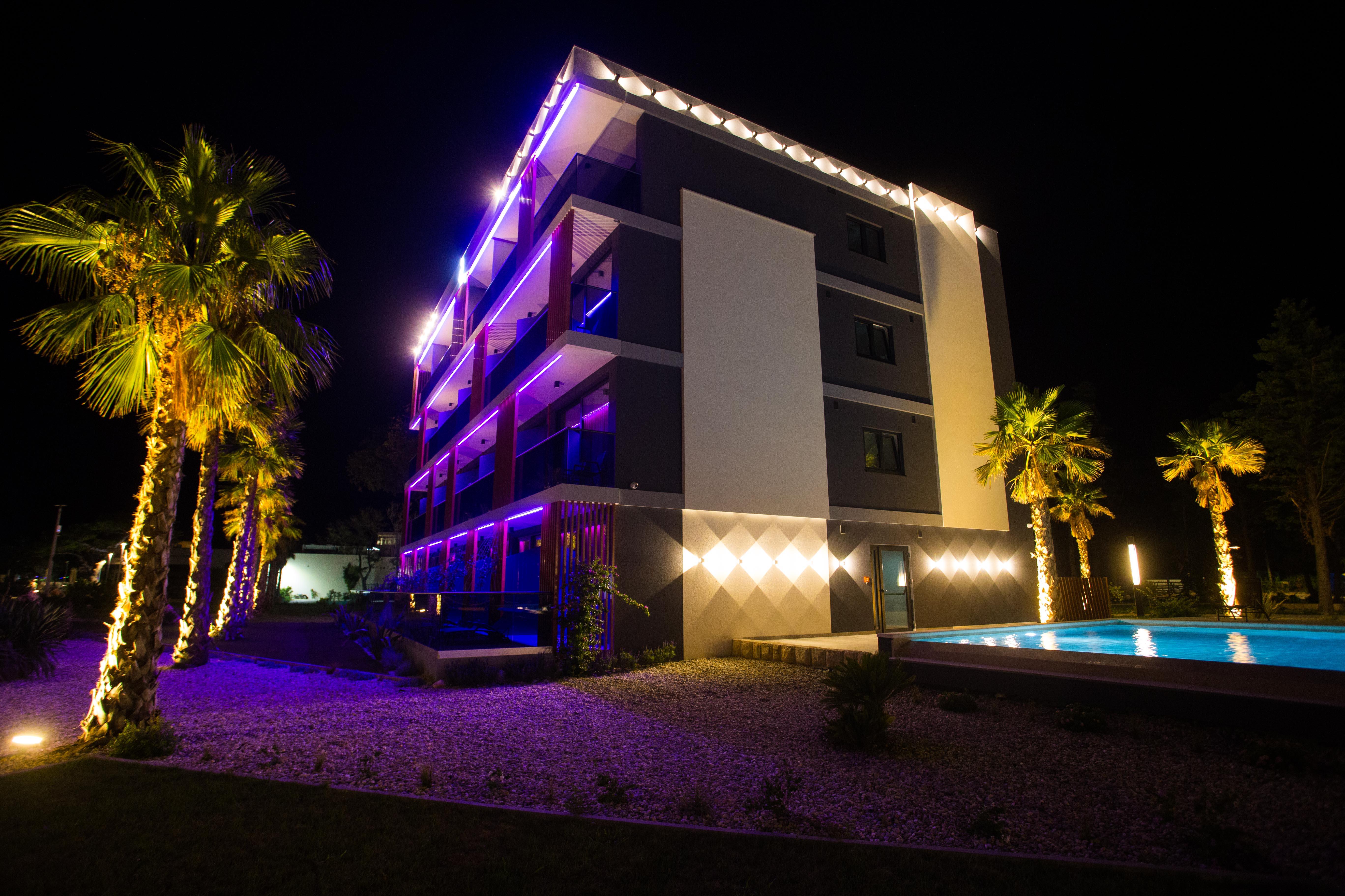 Liberty Plaza Hotel Novalja Exterior photo