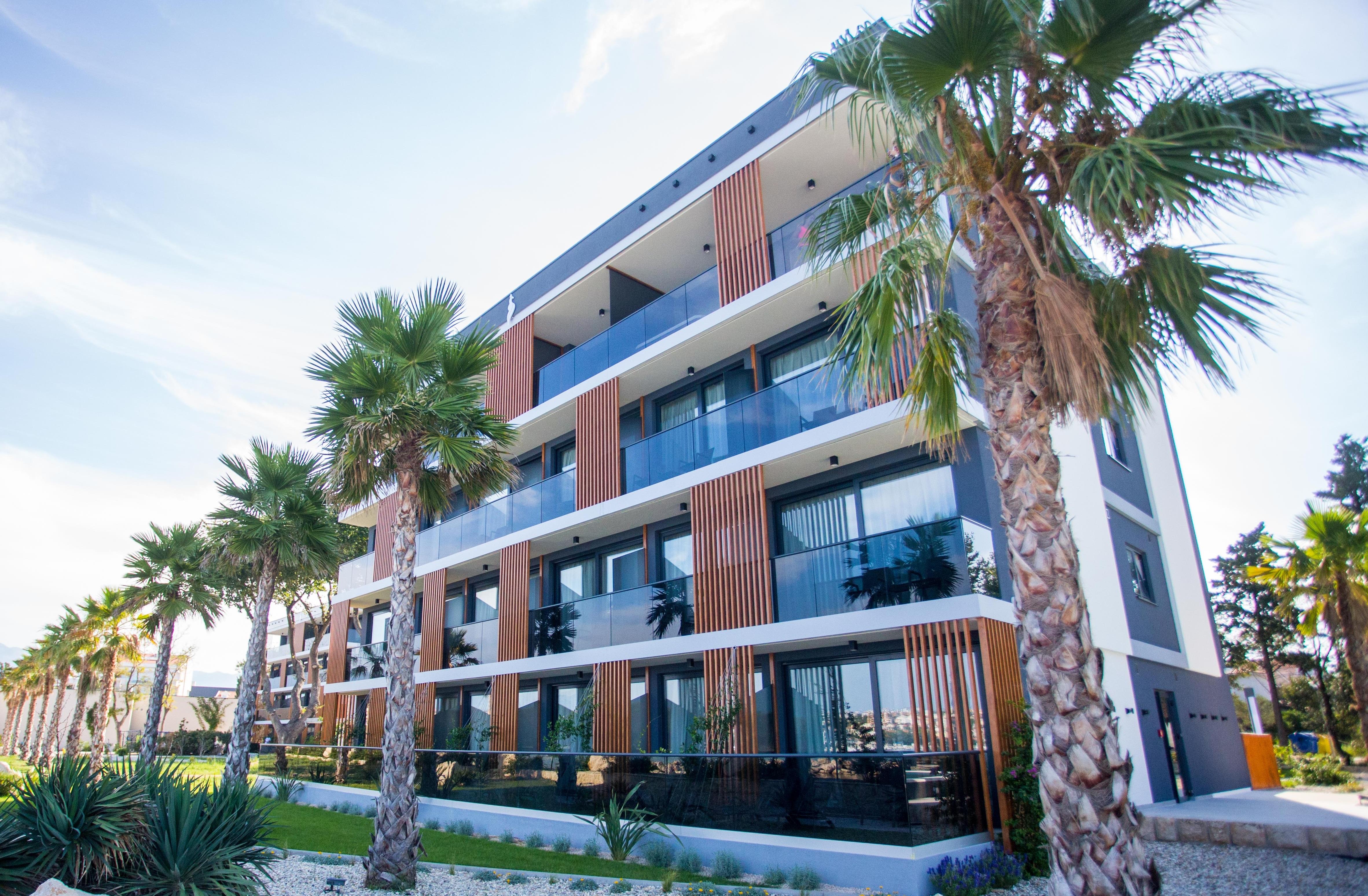Liberty Plaza Hotel Novalja Exterior photo